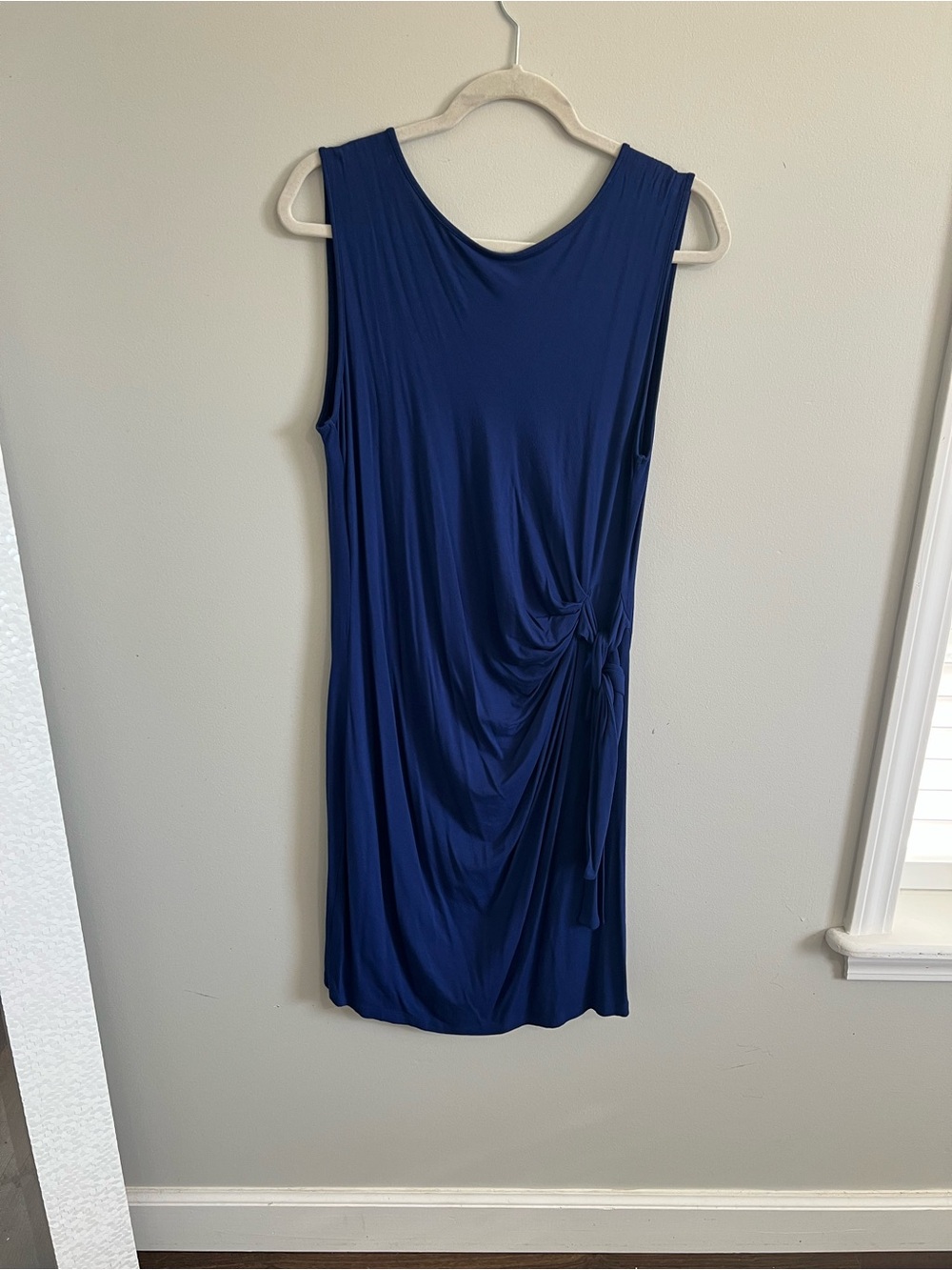 mercer & madison Sleeveless Blue Knot-Detail Dress